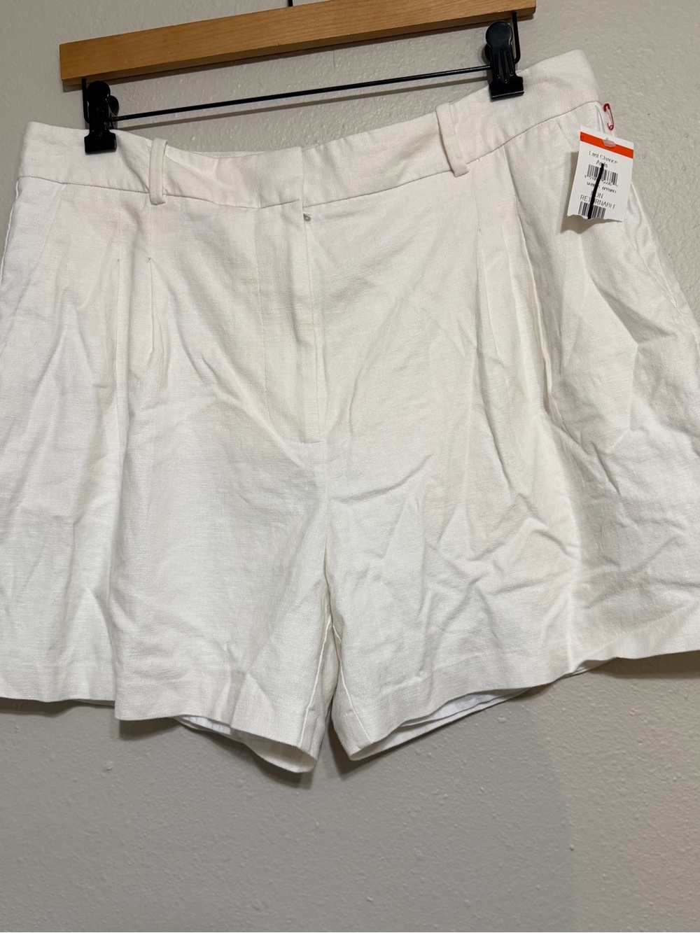 Women's White High-Rise Pleated Bermuda Shorts